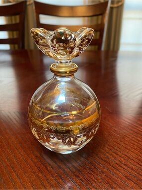 Royal Limited Italian perfume bottle gold filigree and sunflower stopper